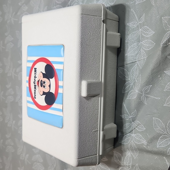 Mickey Mouse Record Player - Picture 8 of 8